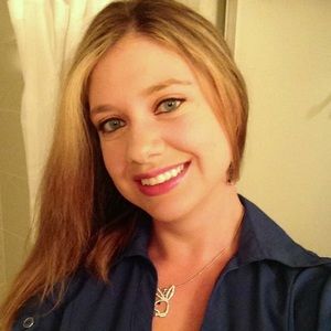 Meet your Posher, Rayna